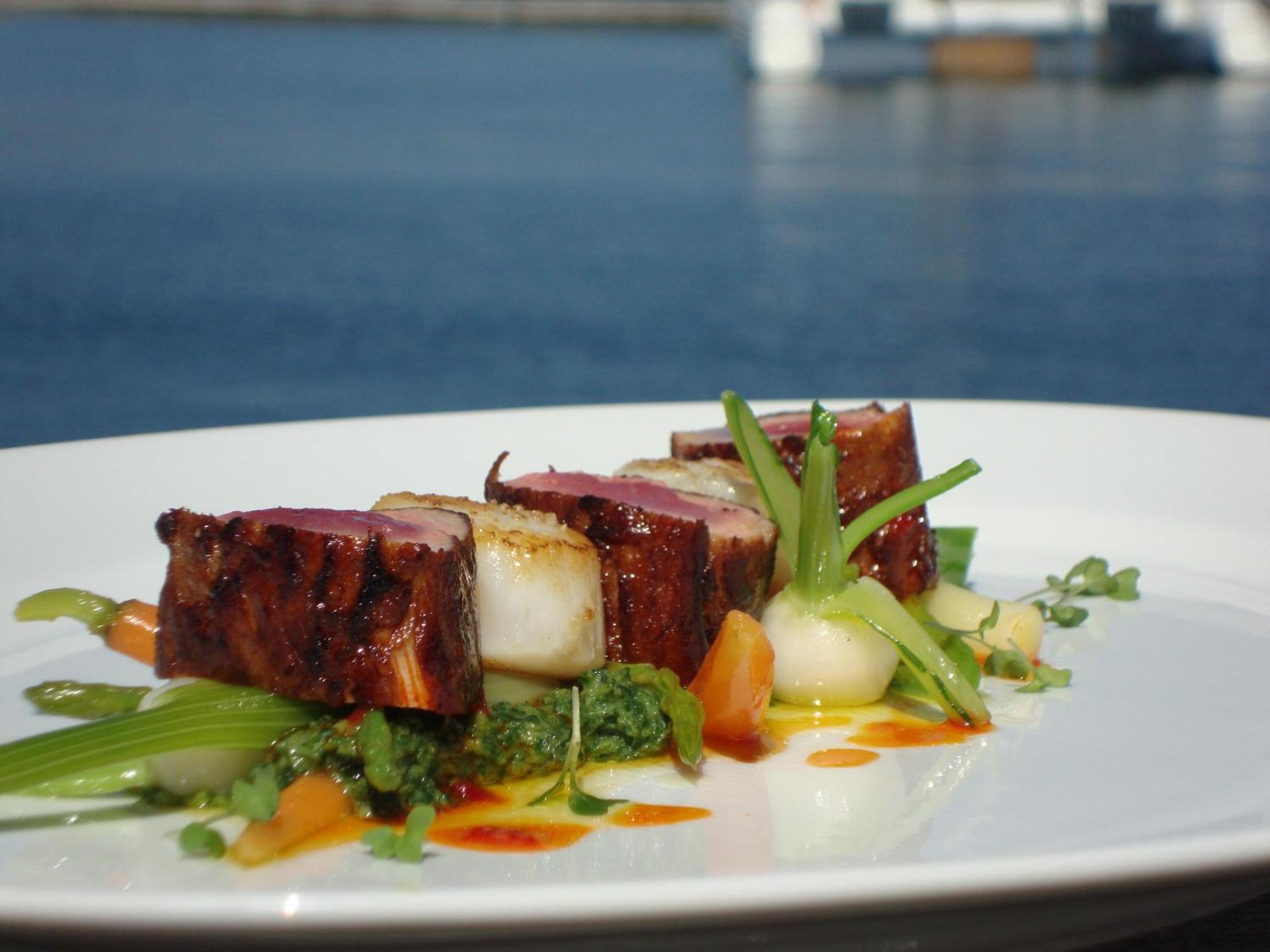 Troia Design Hotel Exterior foto A plate of grilled lamb chops